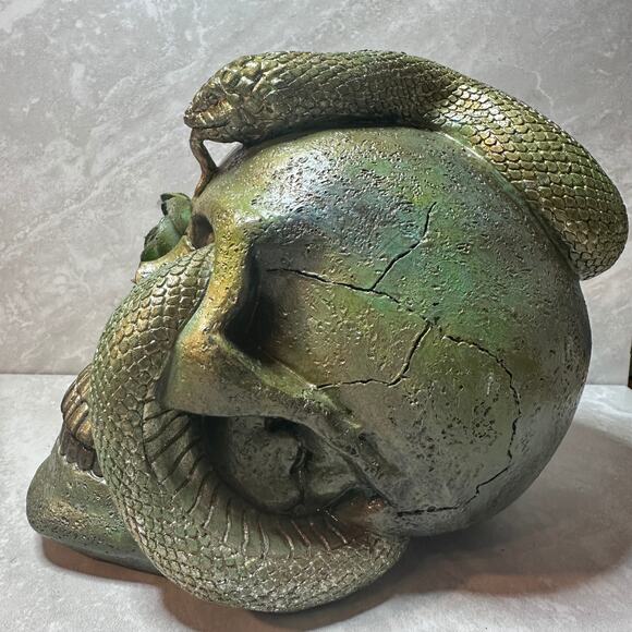 Serpent & Succulent Skull Hand-Painted Gothic Decor - Picture 3 of 8